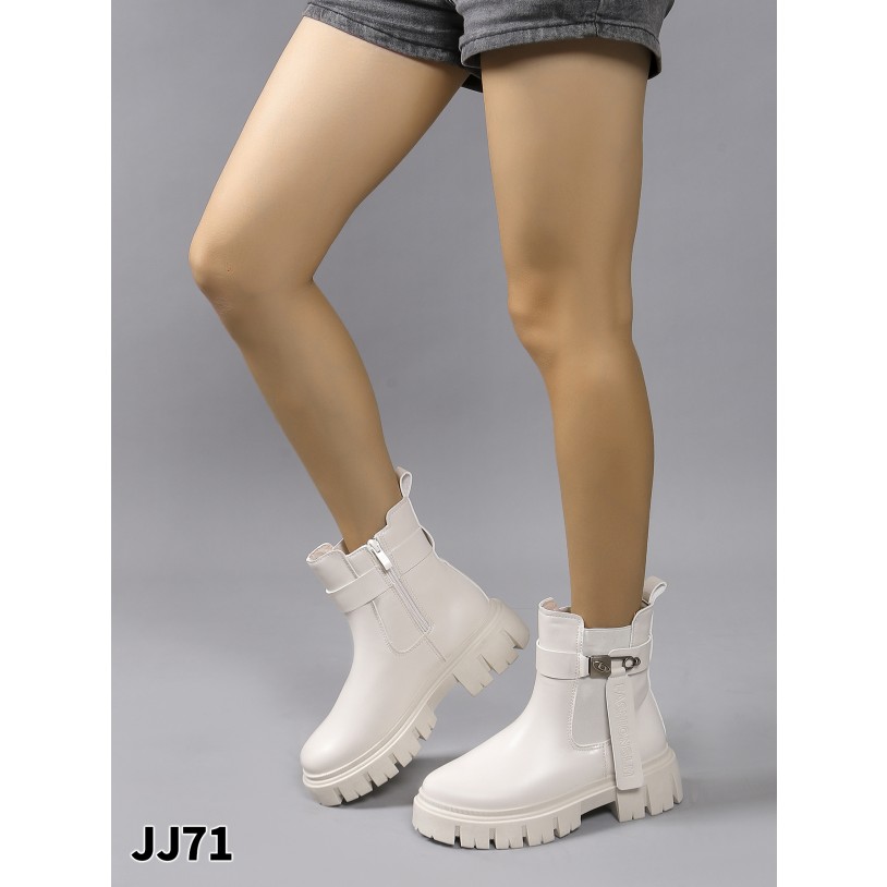 JJ71