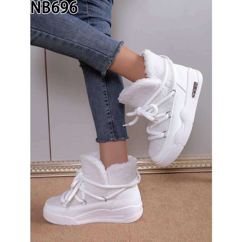 NB696