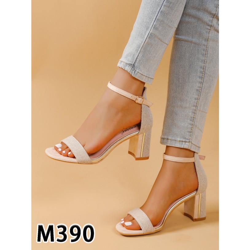 M390