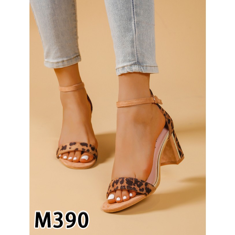 M390