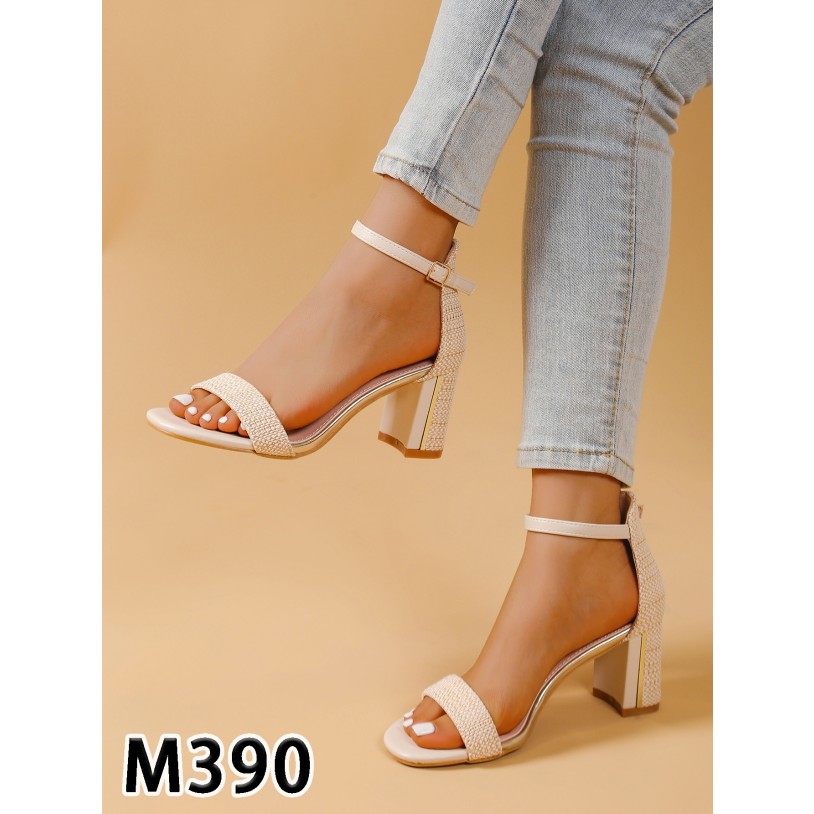 M390