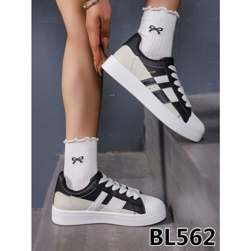 BL562