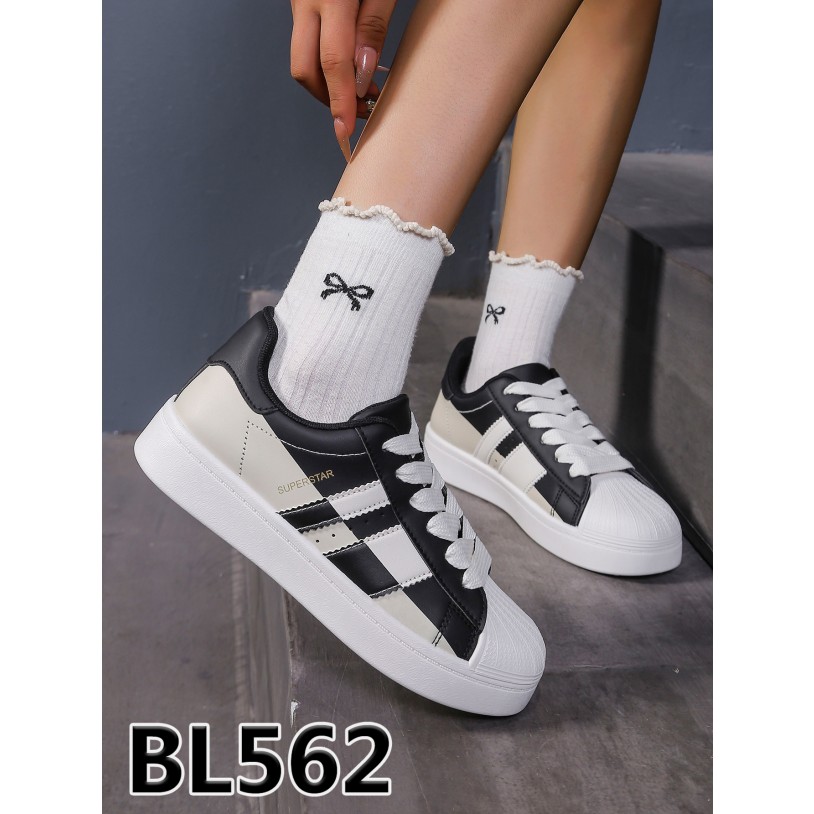 BL562