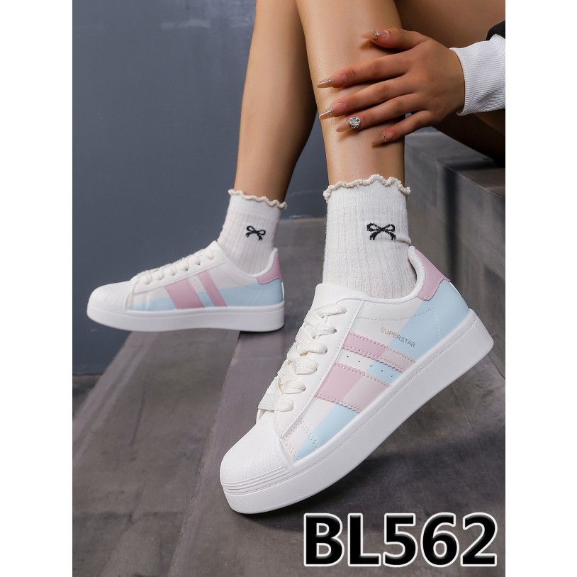 BL562