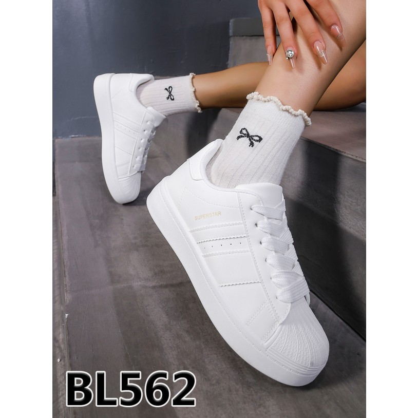 BL562