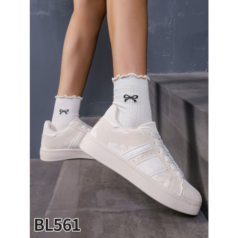 BL561