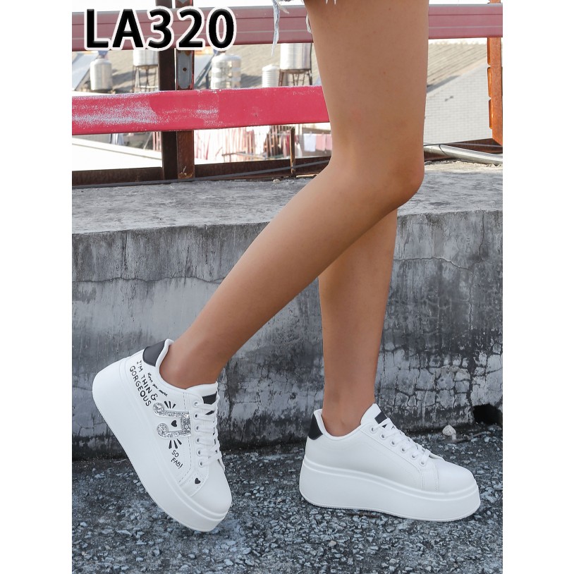 LA320