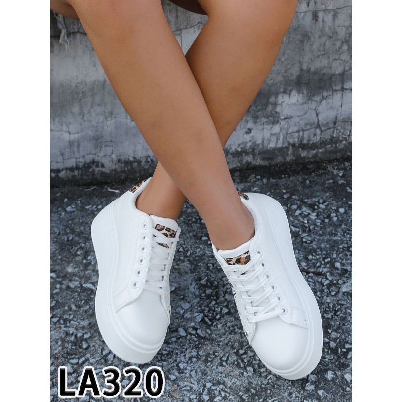 LA320