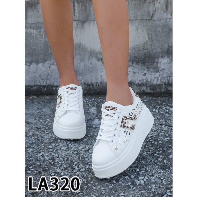 LA320