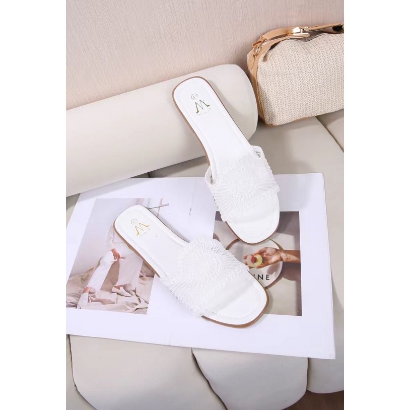 DM-7G23 Grande pointure