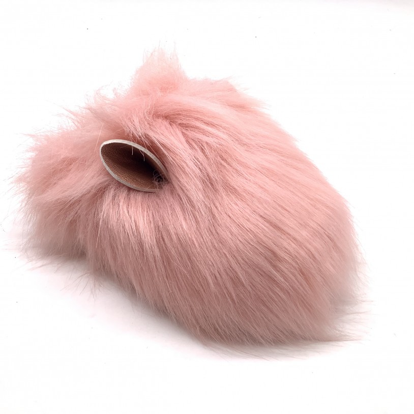 725