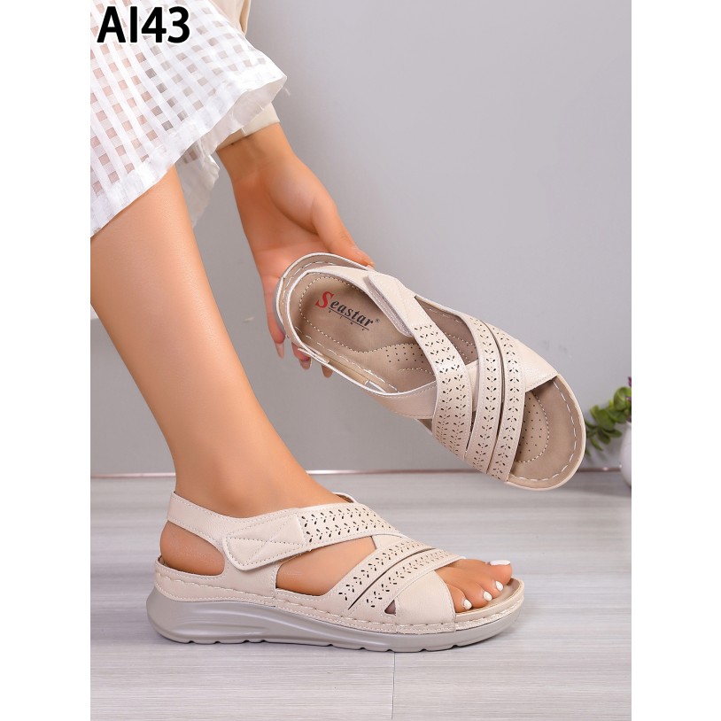 AI43