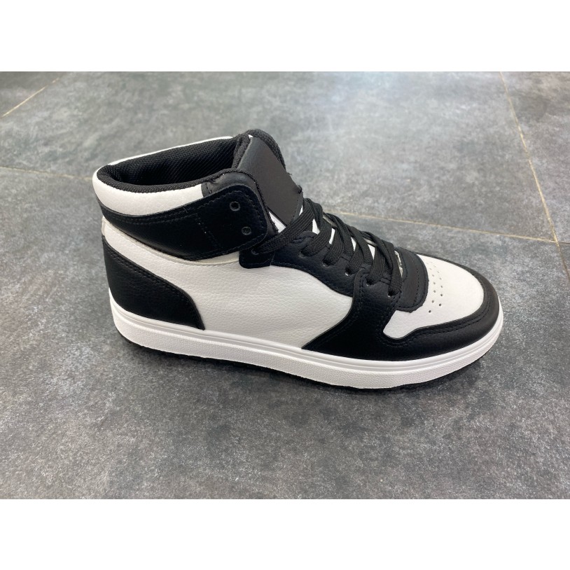 Y3