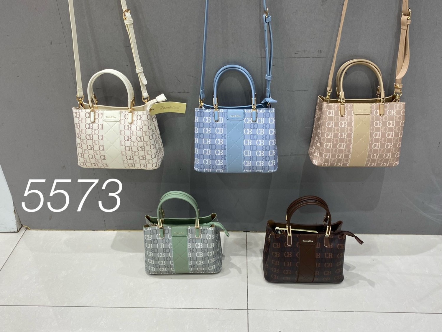 22B-5573(3B3