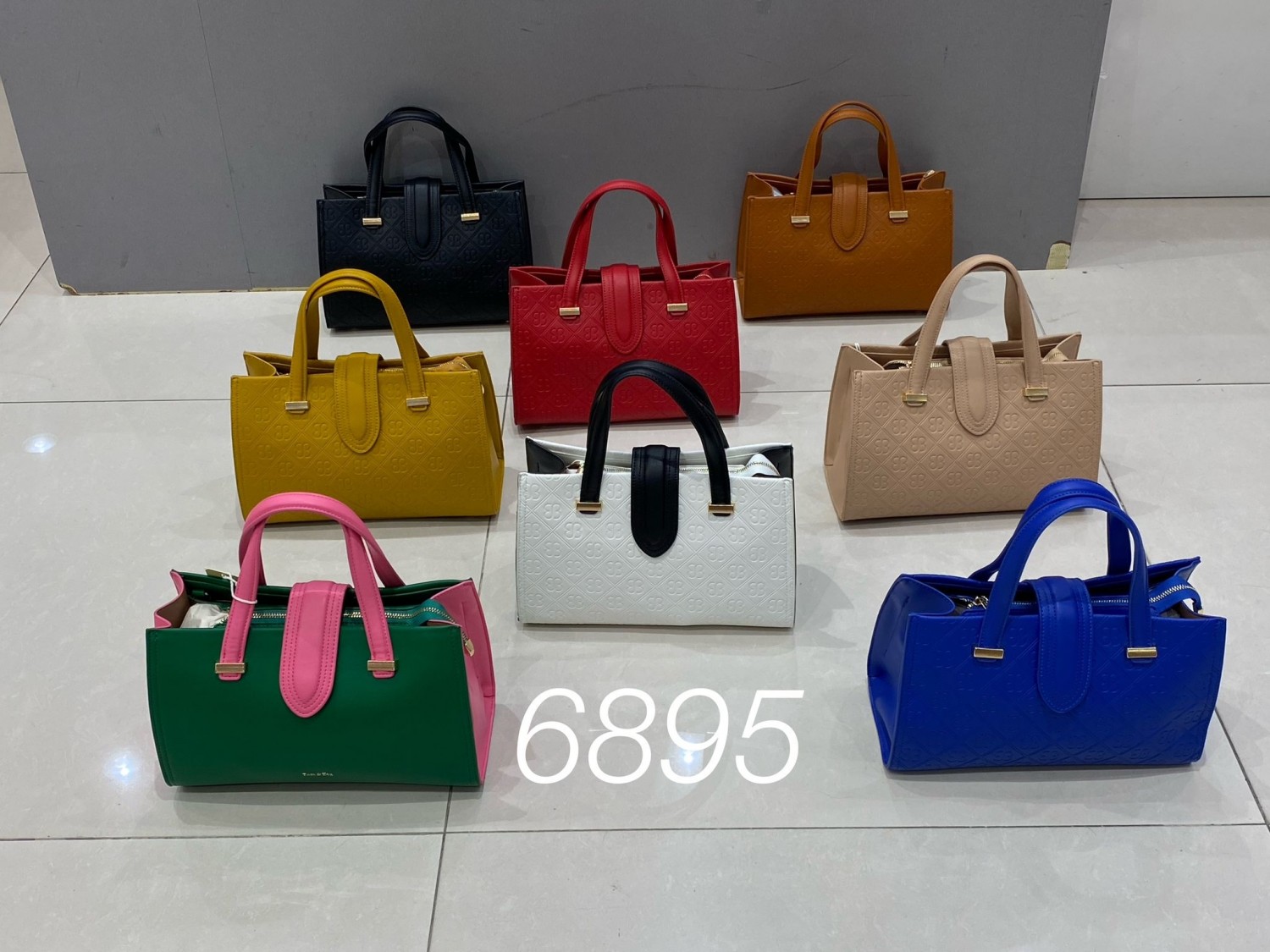 6895A(3fm2