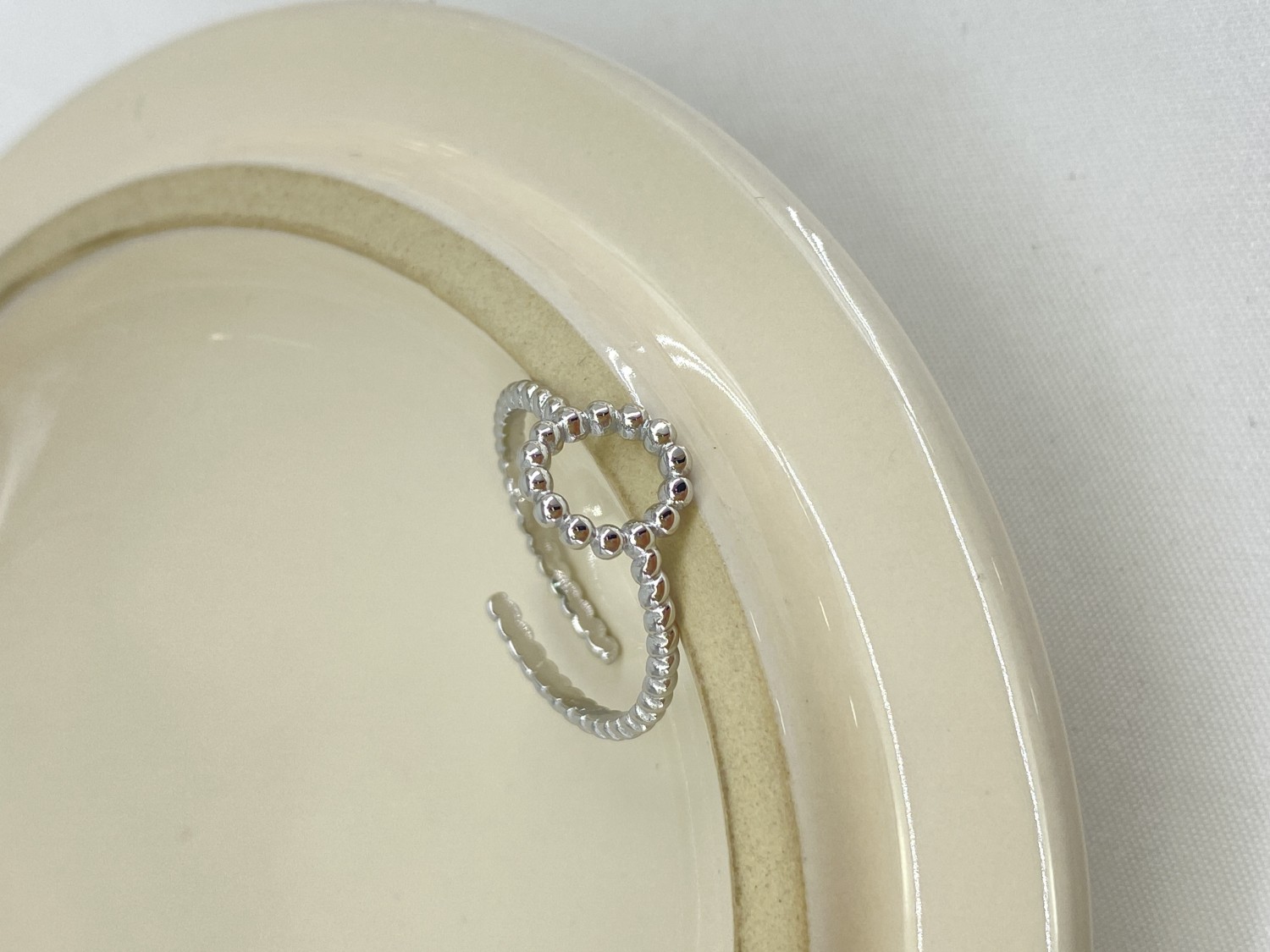 BAGUE28-26