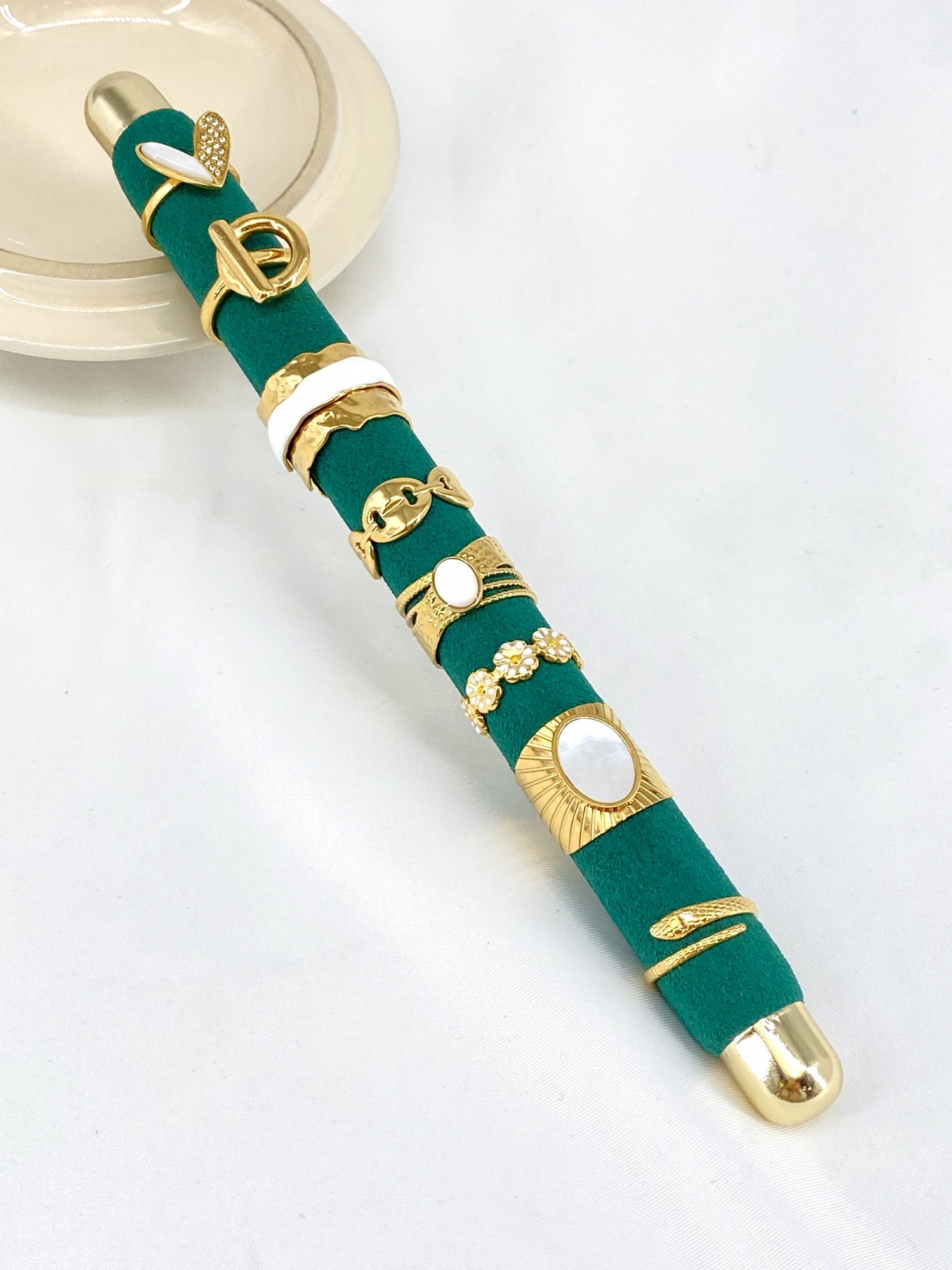 LOT8BAGUE330-4