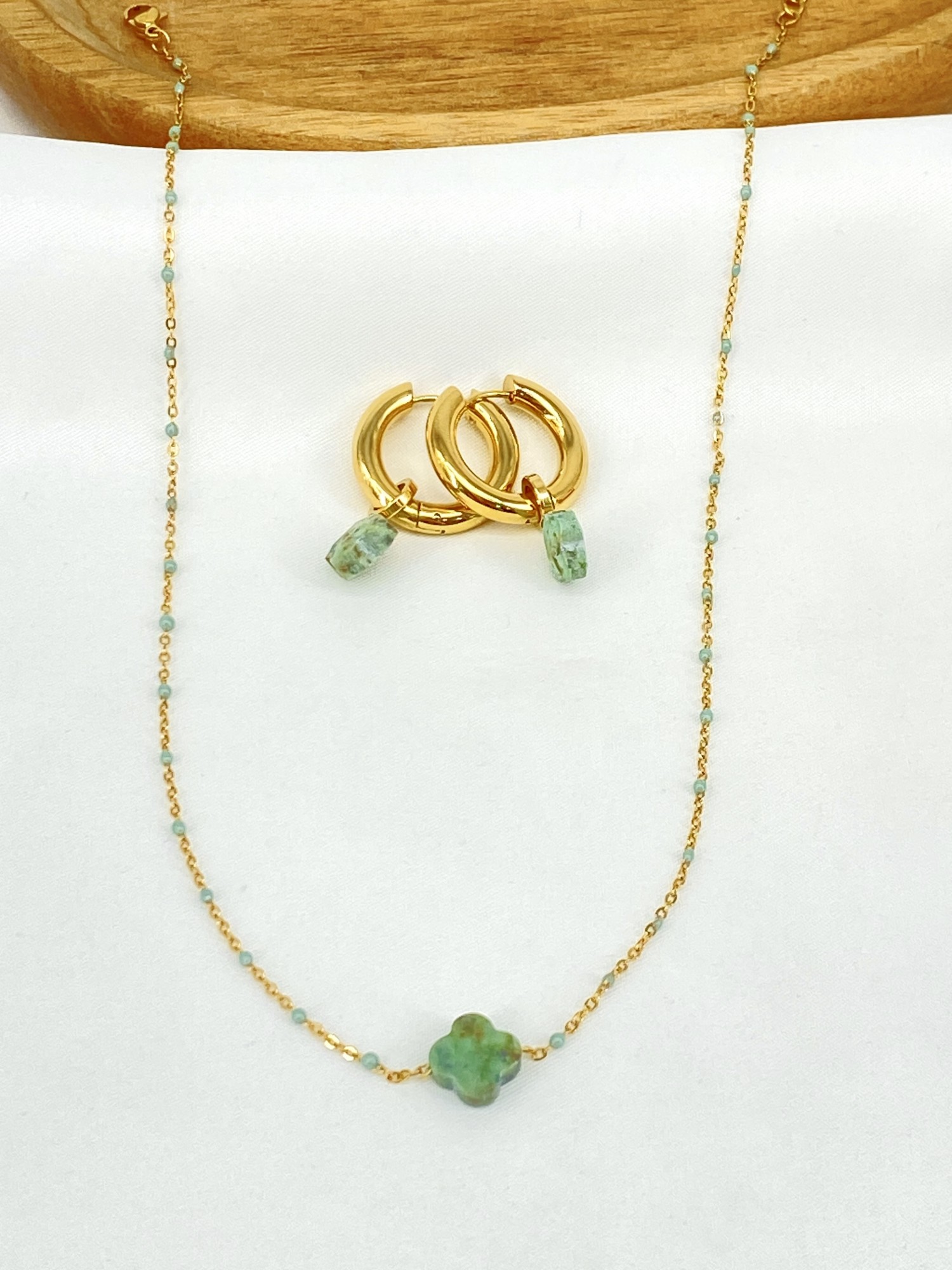 PARURE84-3