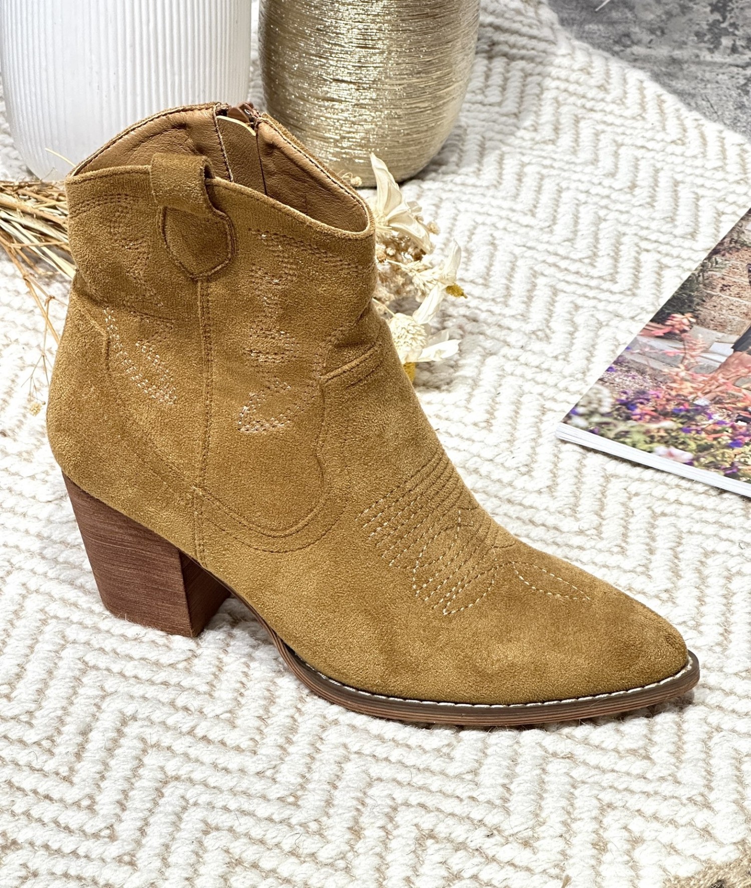 WJ003-Camel