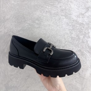 Y9588-Black